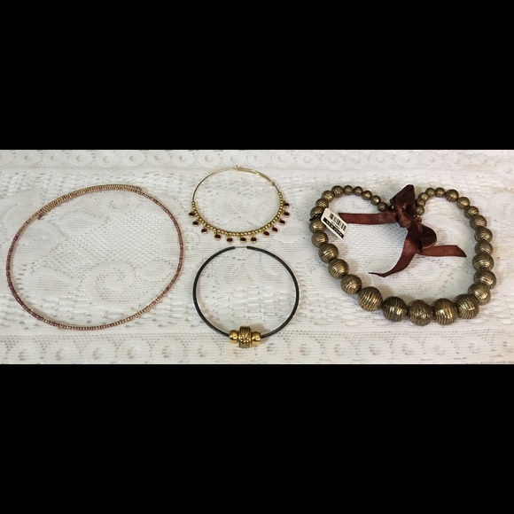 15  Piece Harvest/Repair Beaded Jewelry Lot - Picture 3 of 4